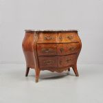 1269 9357 CHEST OF DRAWERS